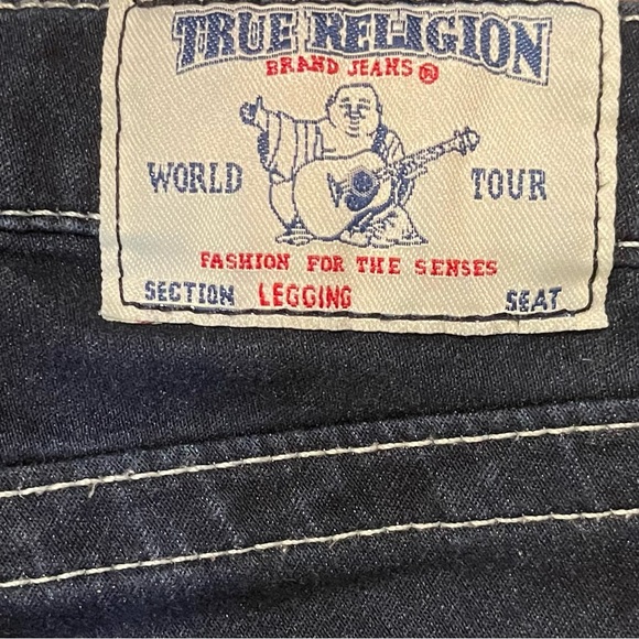 TRUE RELIGION Dark Wash Denim Shorts Size 24. LIKE NEW! - Picture 4 of 9
